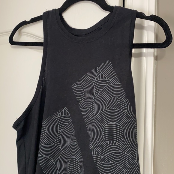 Adidas top - Picture 2 of 3